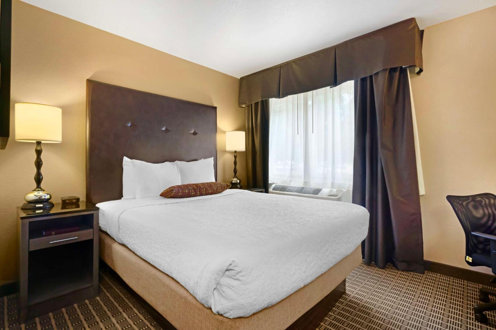 Best Western Plus Yakima Hotel Buitenkant foto