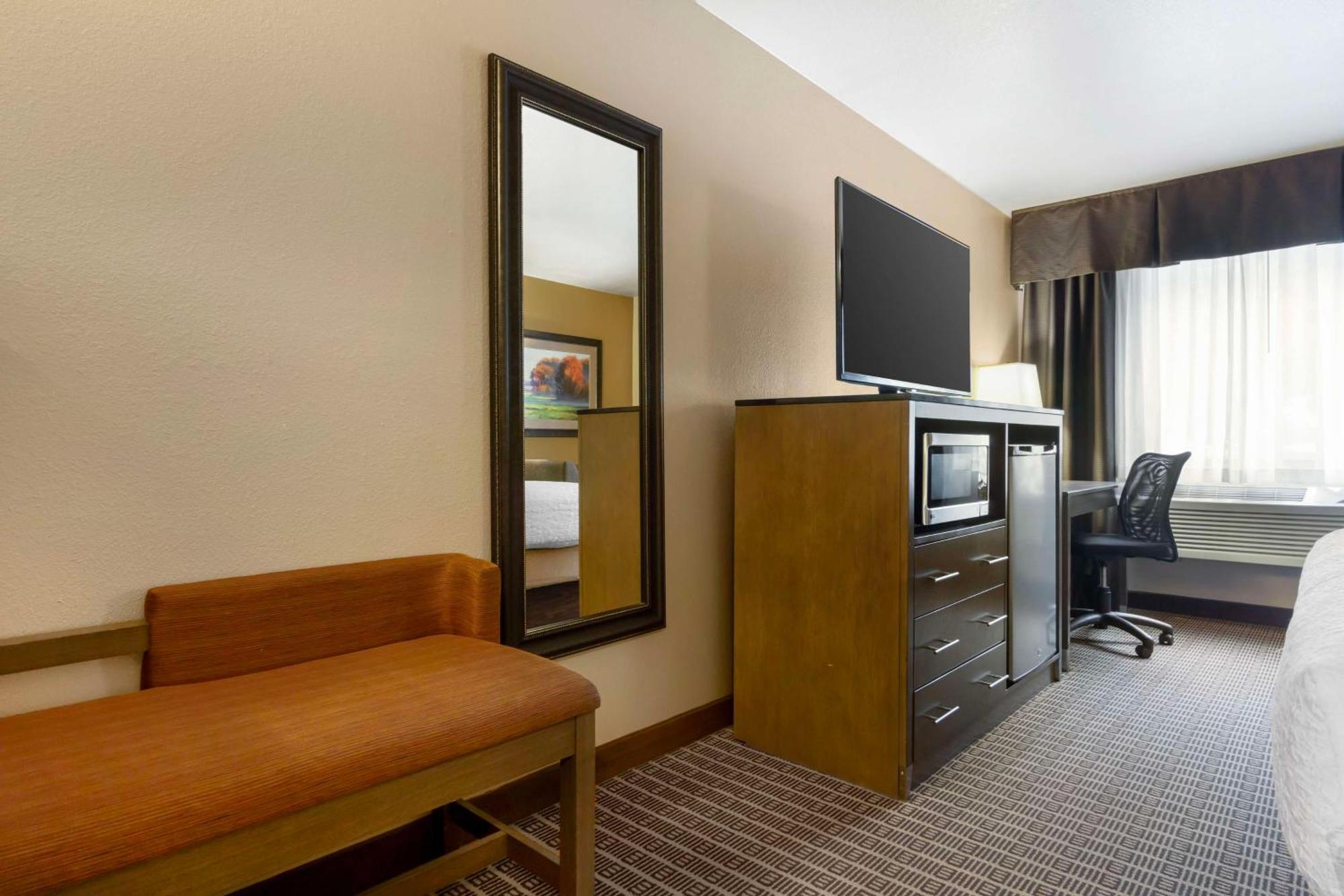 Best Western Plus Yakima Hotel Buitenkant foto