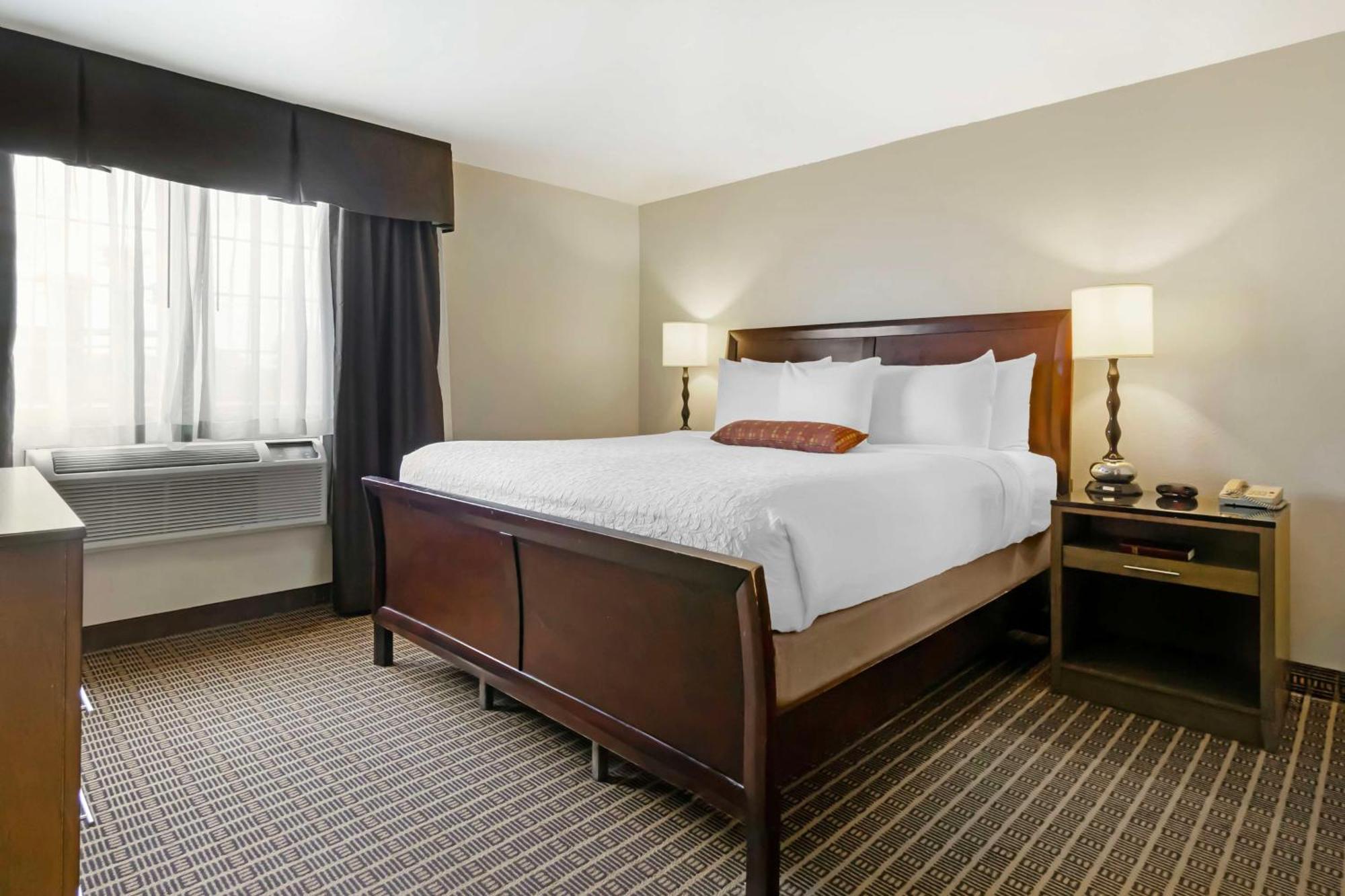 Best Western Plus Yakima Hotel Buitenkant foto