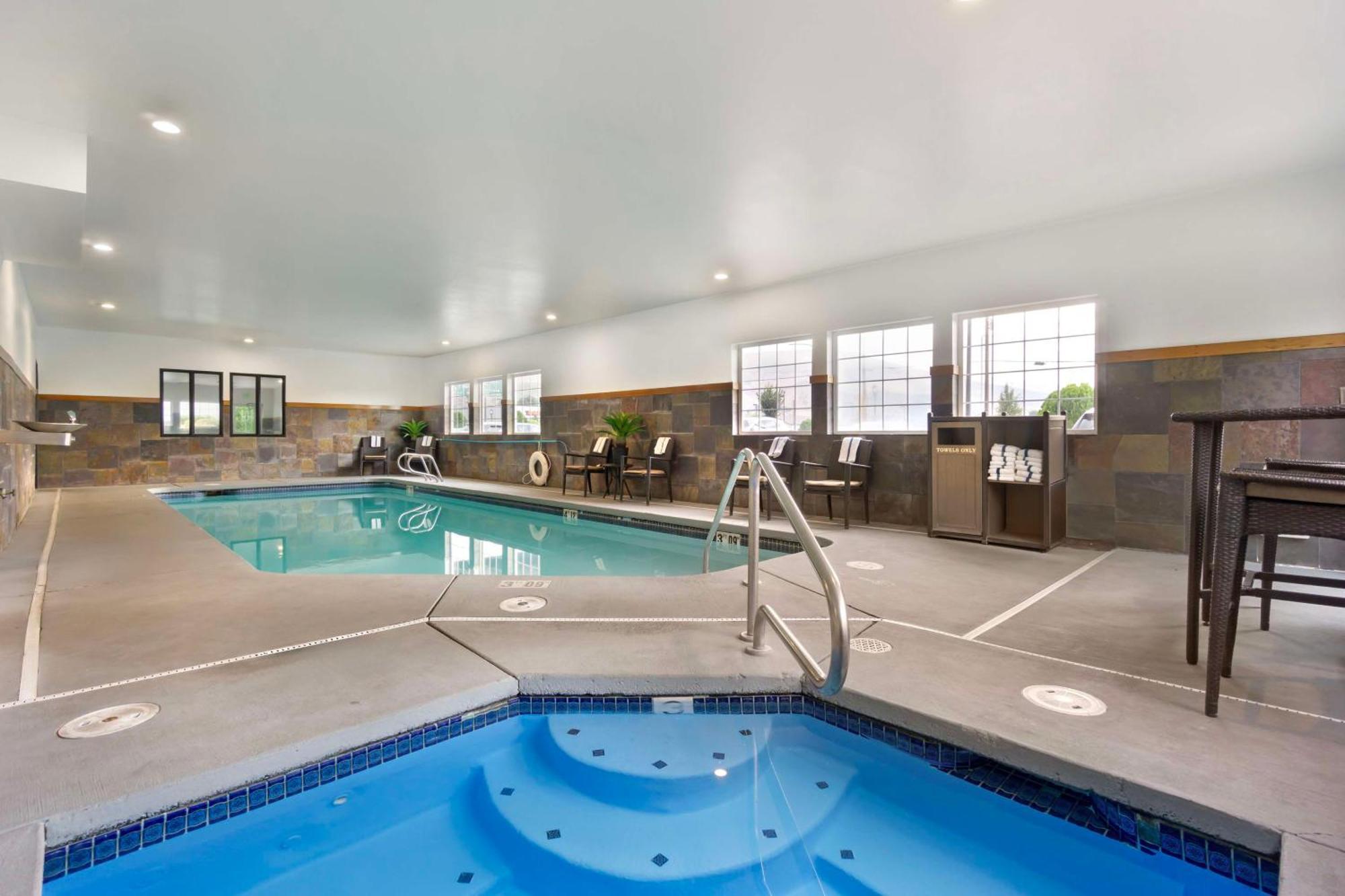 Best Western Plus Yakima Hotel Buitenkant foto